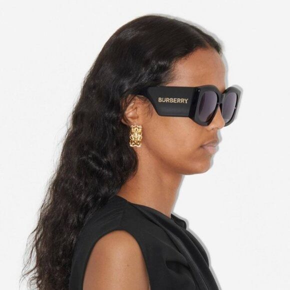 NEW BURBERRY MADELINE  BE4388U 300187 SUNGLASSES - Picture 5 of 10